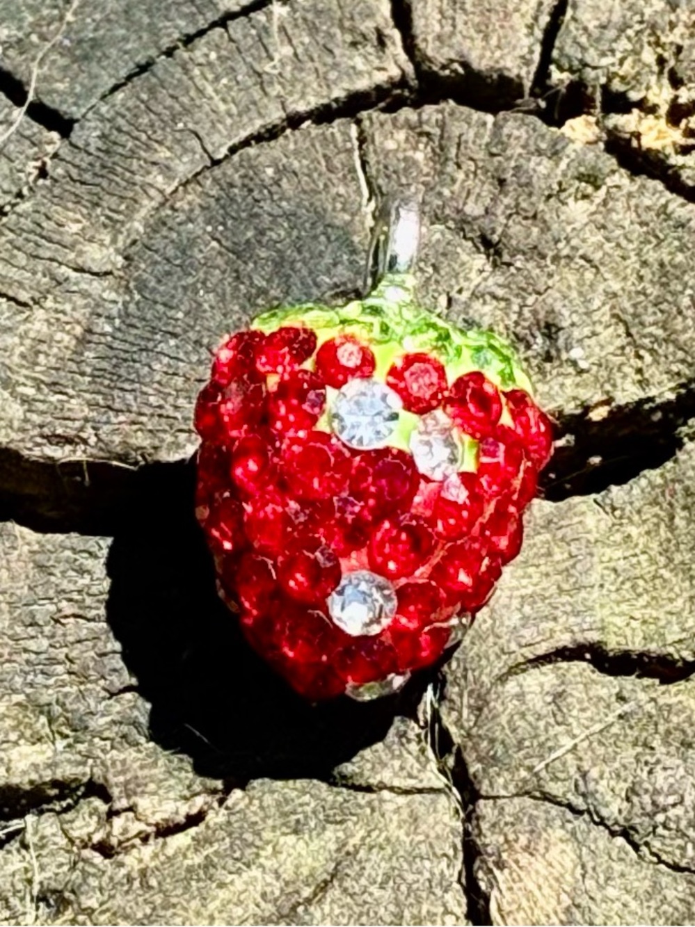 🍓Red Strawberry Rhinestone Charm Pendant - Women Jewelry